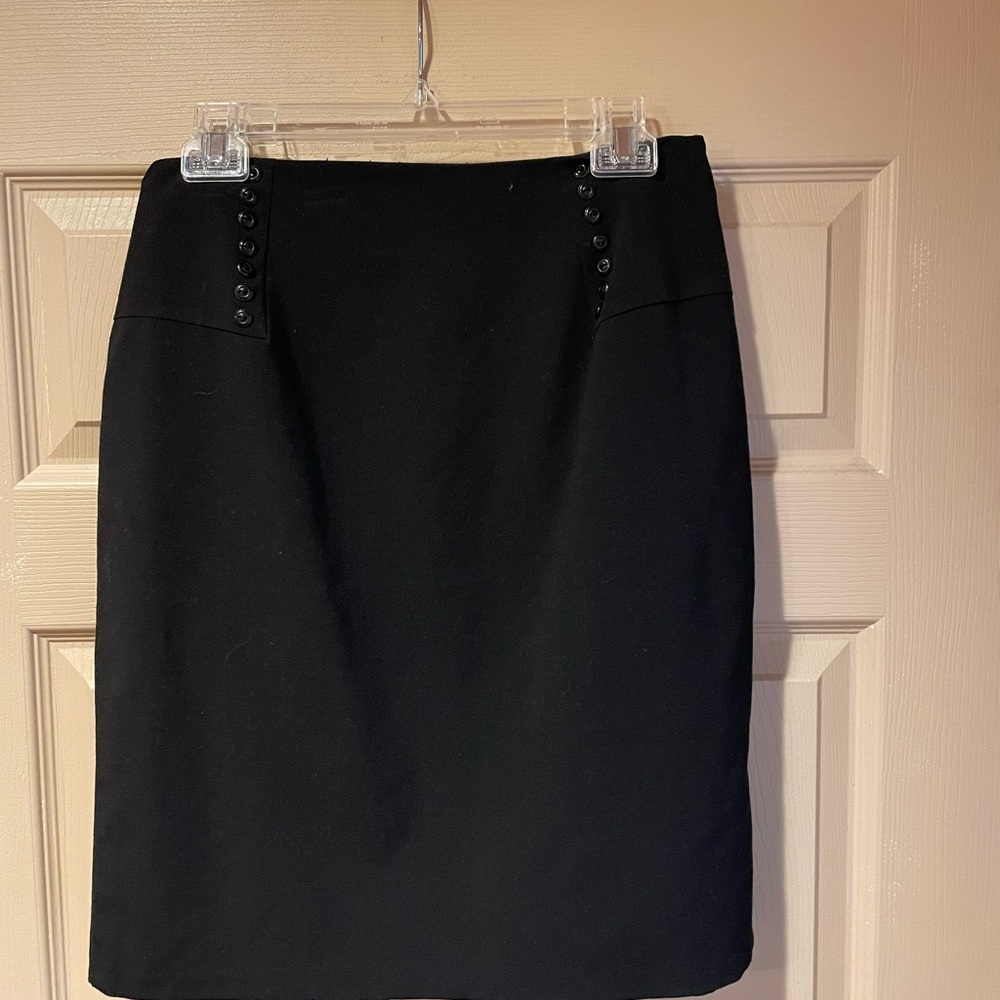 AGB Petite Elegant‎ Black Women's Skirt with Front Button Detail, Size 8P